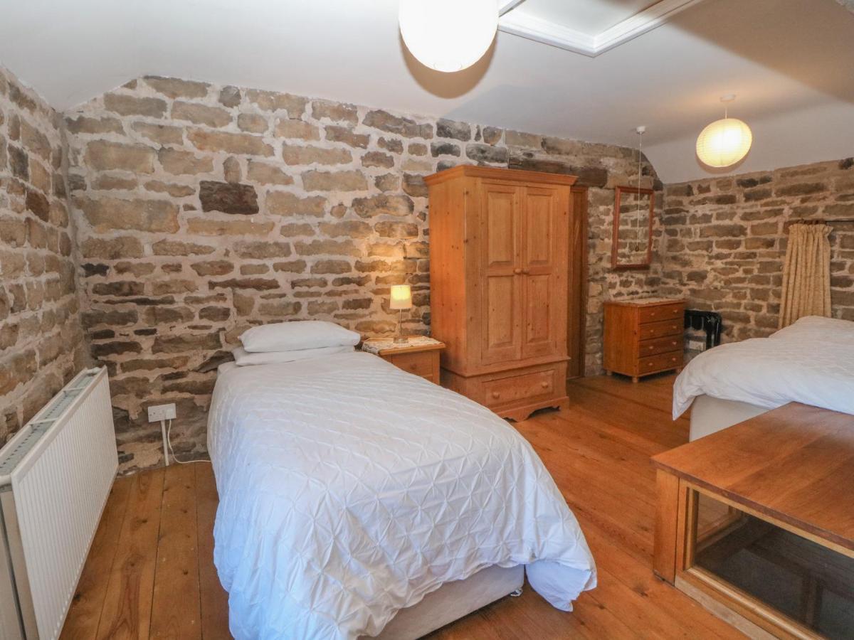 Wyndell Cruck Cottage Шефилд Екстериор снимка