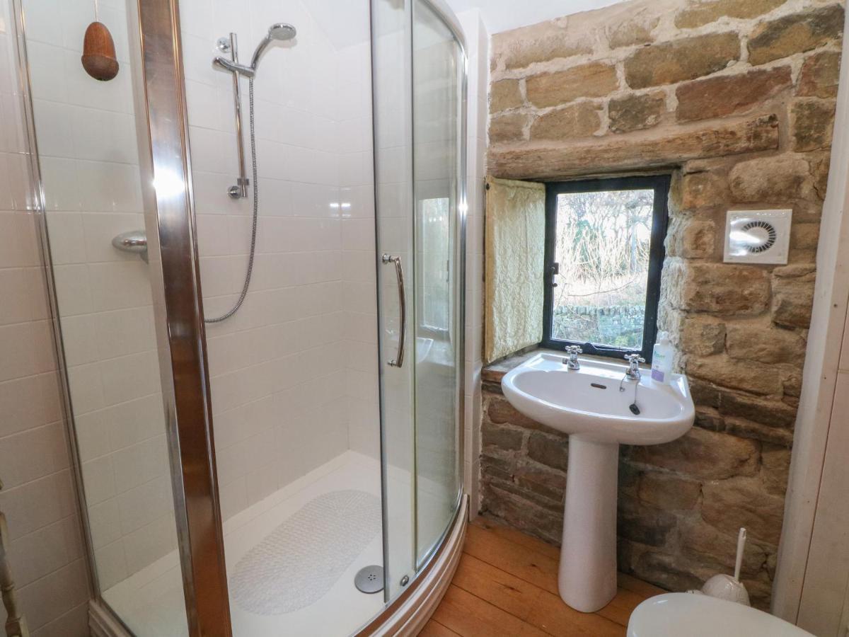 Wyndell Cruck Cottage Шефилд Екстериор снимка