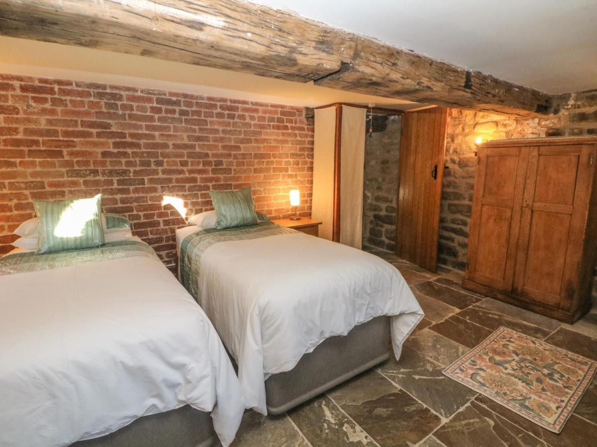 Wyndell Cruck Cottage Шефилд Екстериор снимка